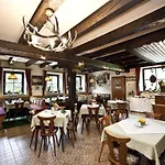 Lacknerhof 3*