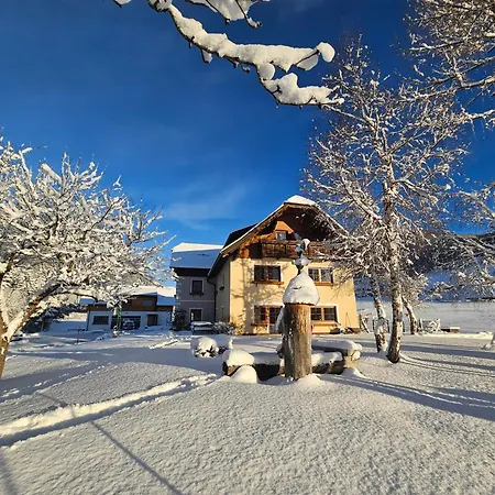 Landhotel Lacknerhof