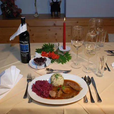 Landhotel Lacknerhof Mariapfarr